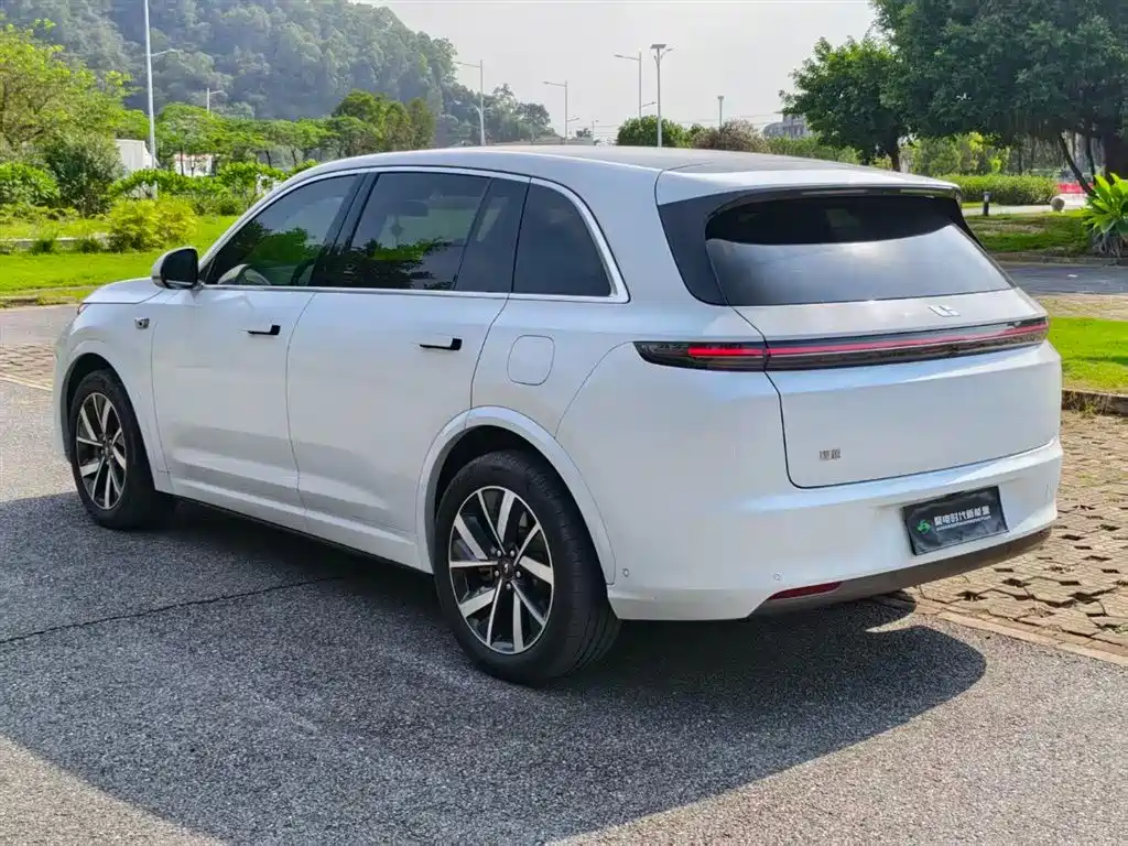 Li Auto L7 2023 Pro