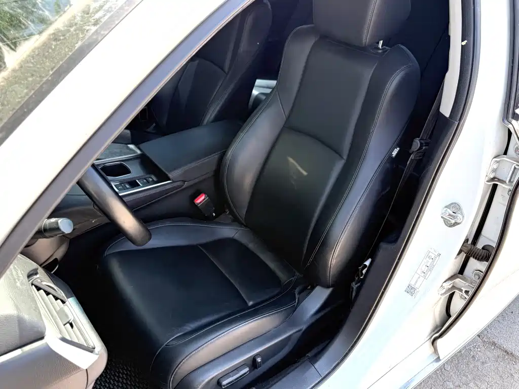 Honda Accord — миниатюра 9