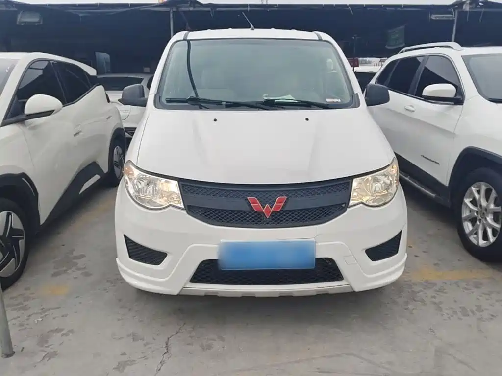 Wuling Hongguang — миниатюра 3