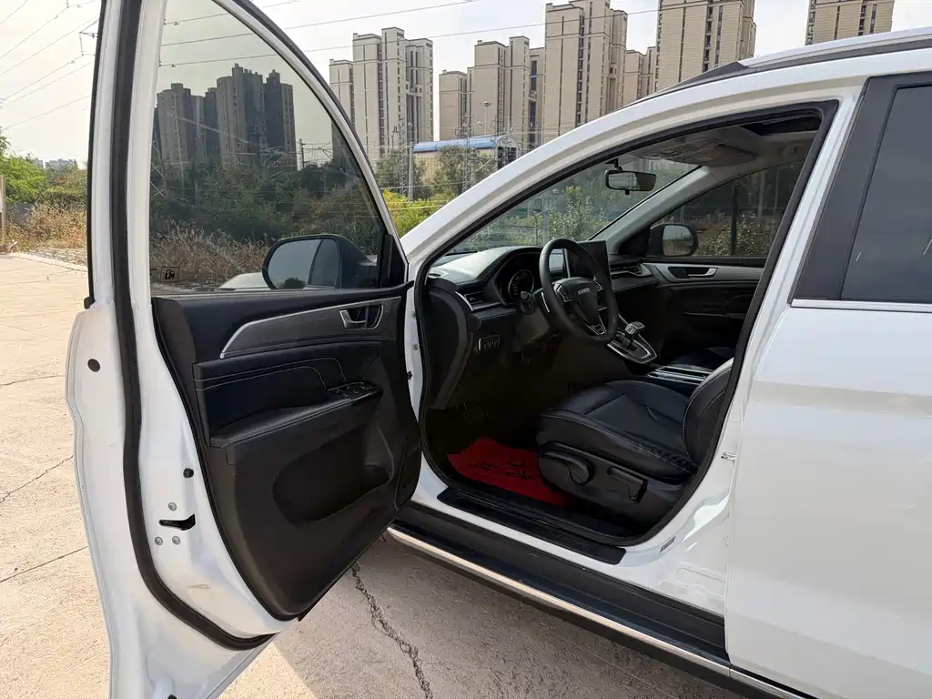 Haval M6 — миниатюра 4