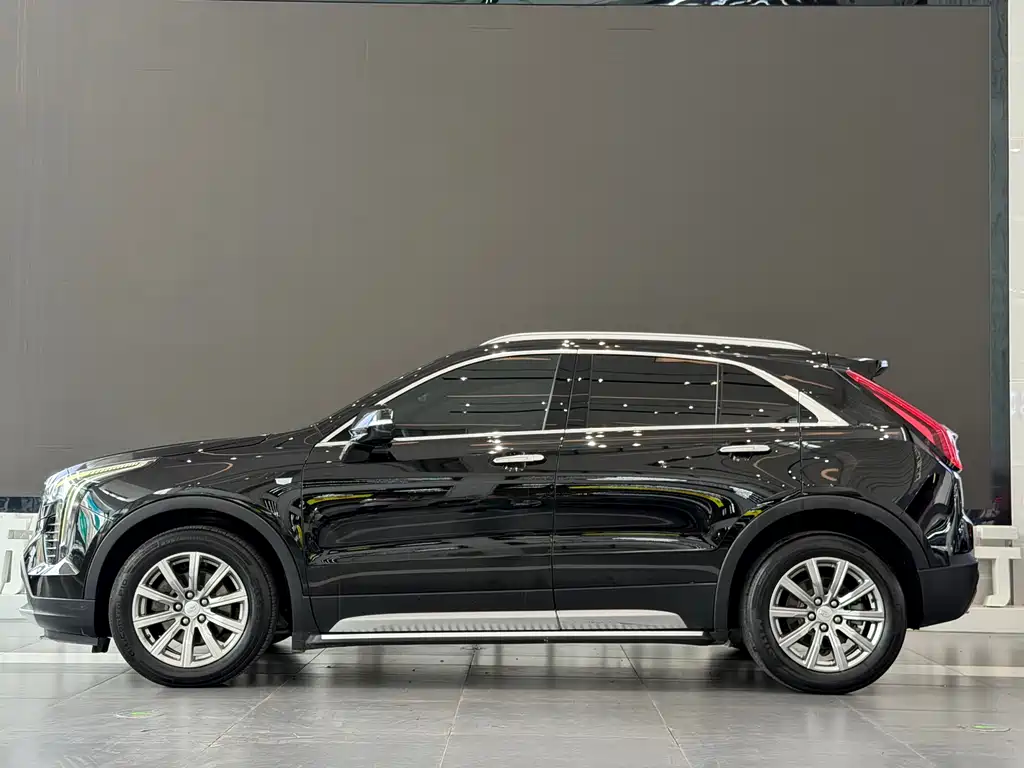 Cadillac XT4 2020 28T Lead