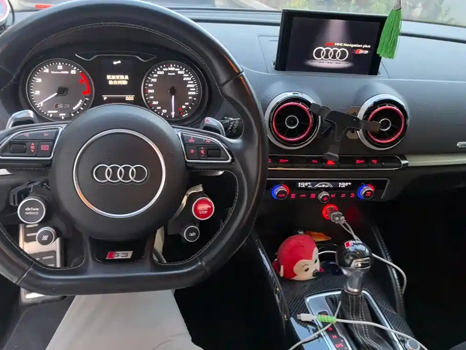 Audi S3 — миниатюра 12