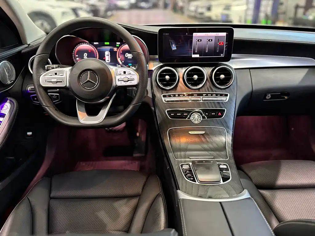 Mercedes-Benz C-Class — миниатюра 17