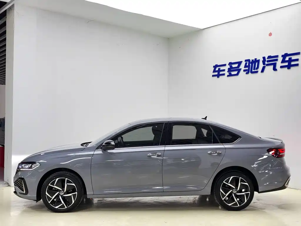 Volkswagen Lavida — миниатюра 4