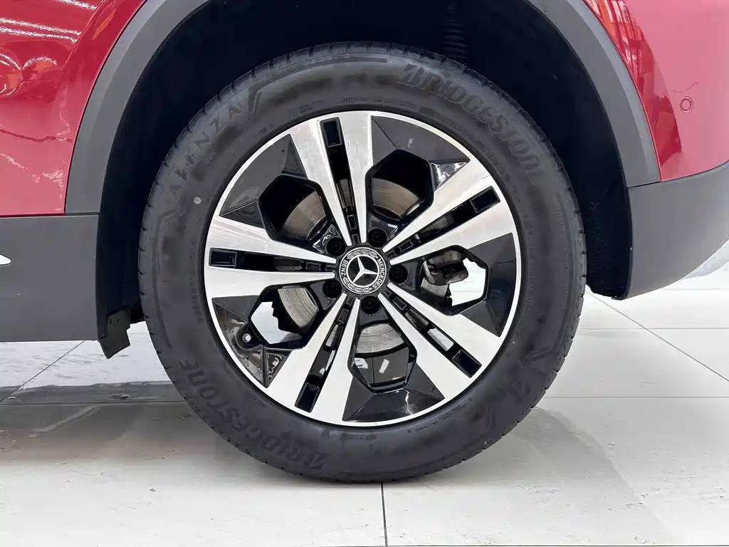 Mercedes-Benz GLA — миниатюра 7