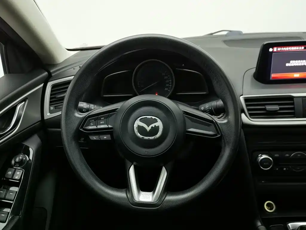 Mazda 3 Axela — миниатюра 11