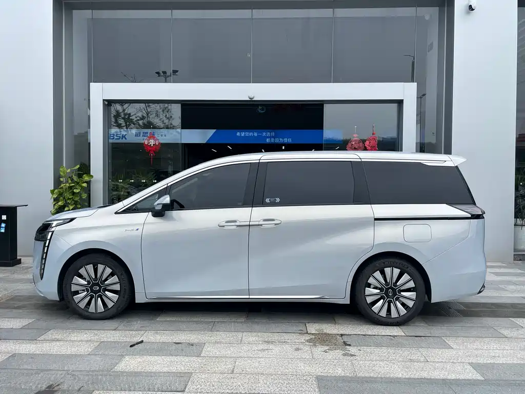 GAC E8 PHEV 2024 150km