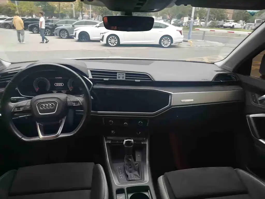 Audi Q3 — миниатюра 8