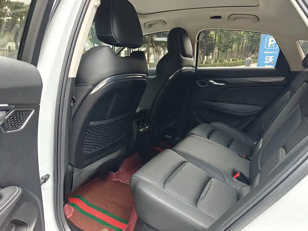 Geely Xingyue — миниатюра 8
