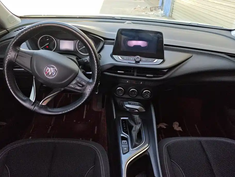 Buick Verano — миниатюра 12