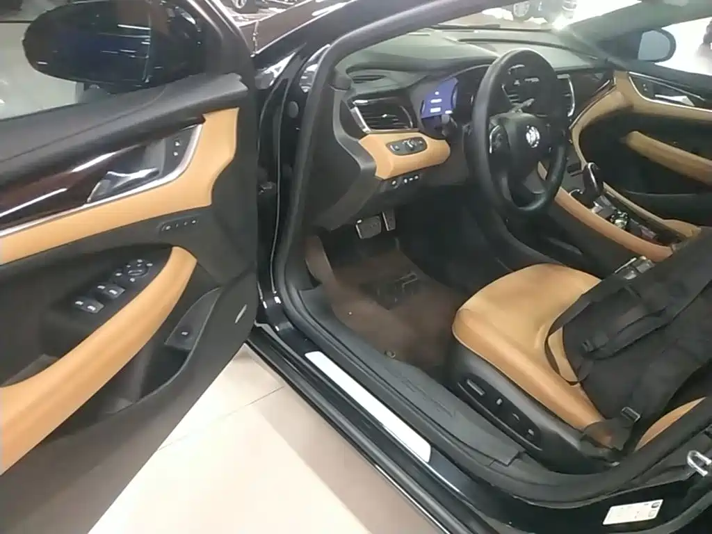 Buick LaCrosse — миниатюра 16