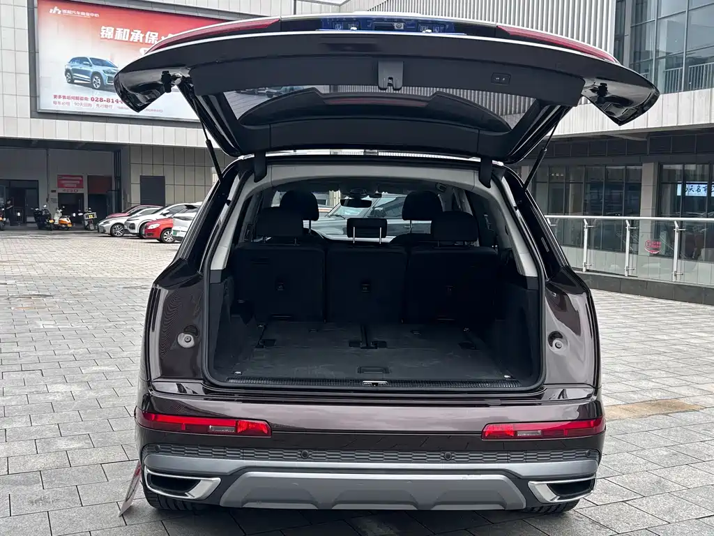 Audi Q7 — миниатюра 19