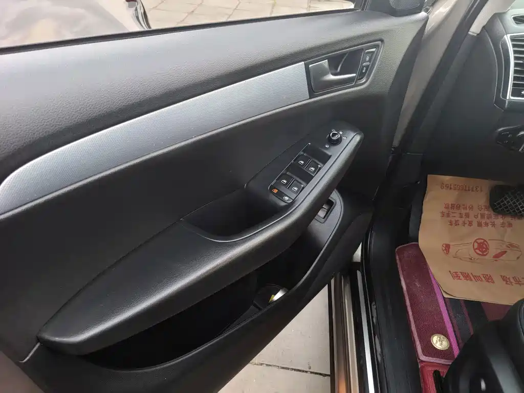 Audi Q5 (Import) — миниатюра 4