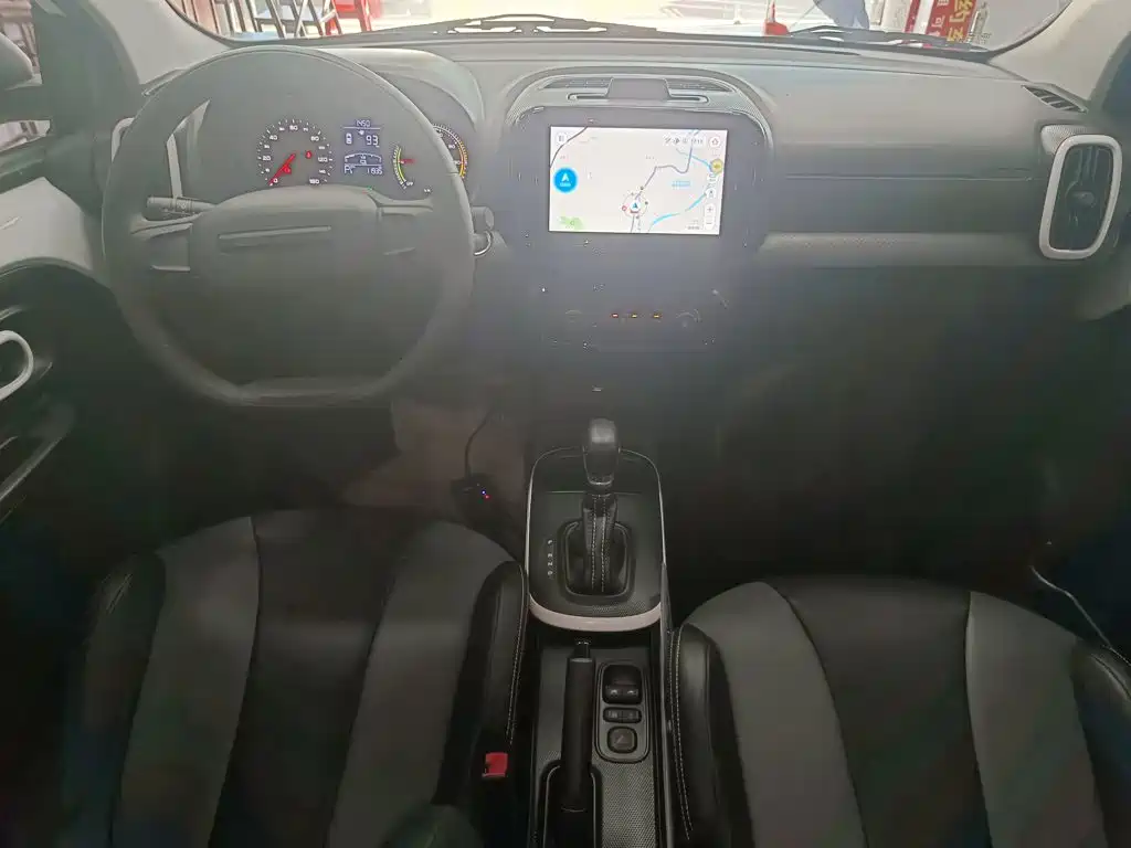 Roewe Clever — миниатюра 10