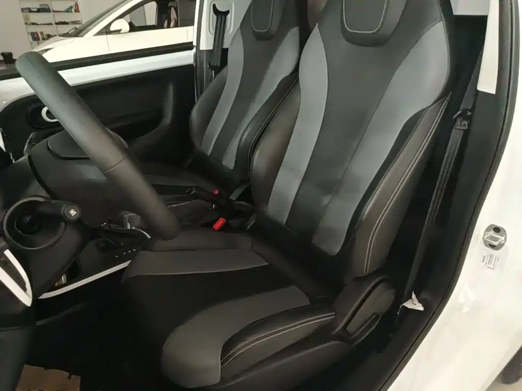 Roewe Clever — миниатюра 15
