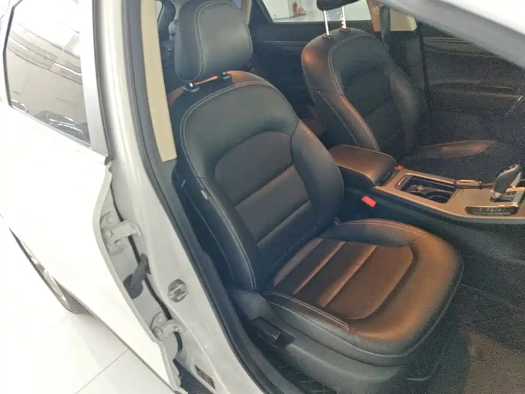 Geely Emgrand GS — миниатюра 25