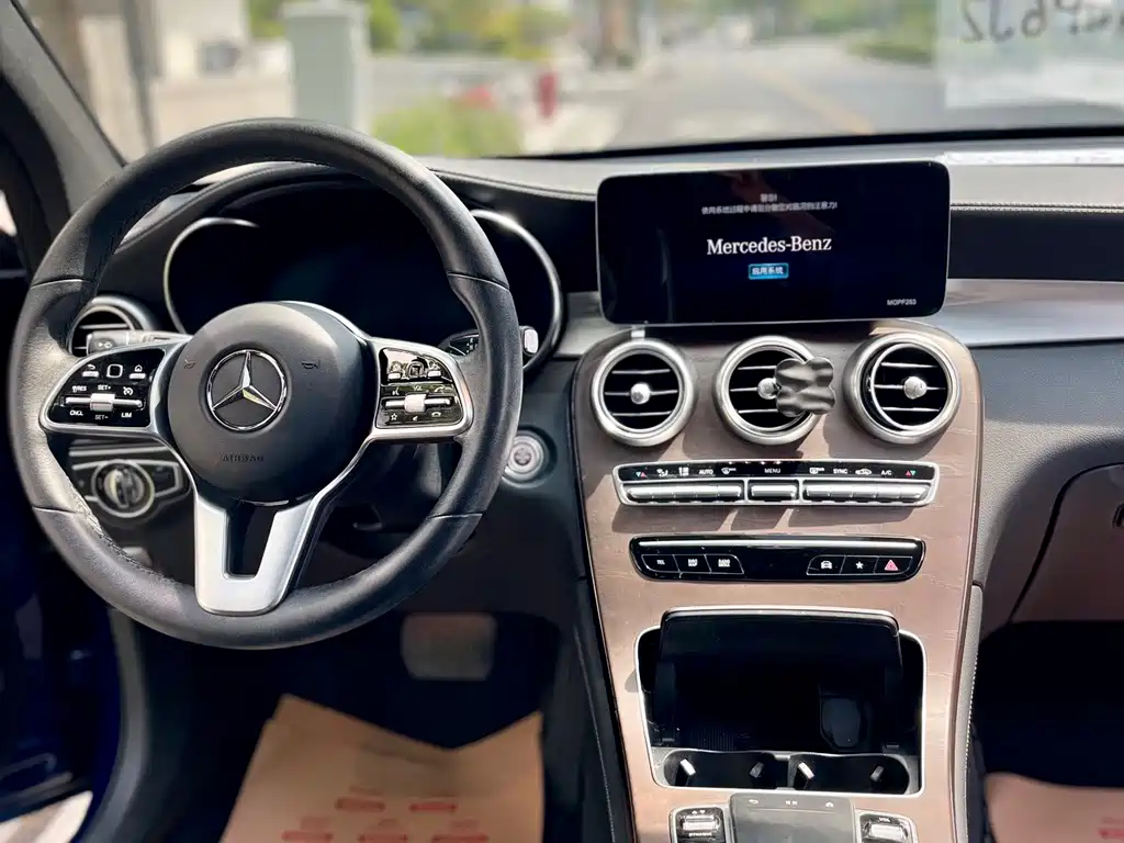 Mercedes-Benz GLC — миниатюра 28