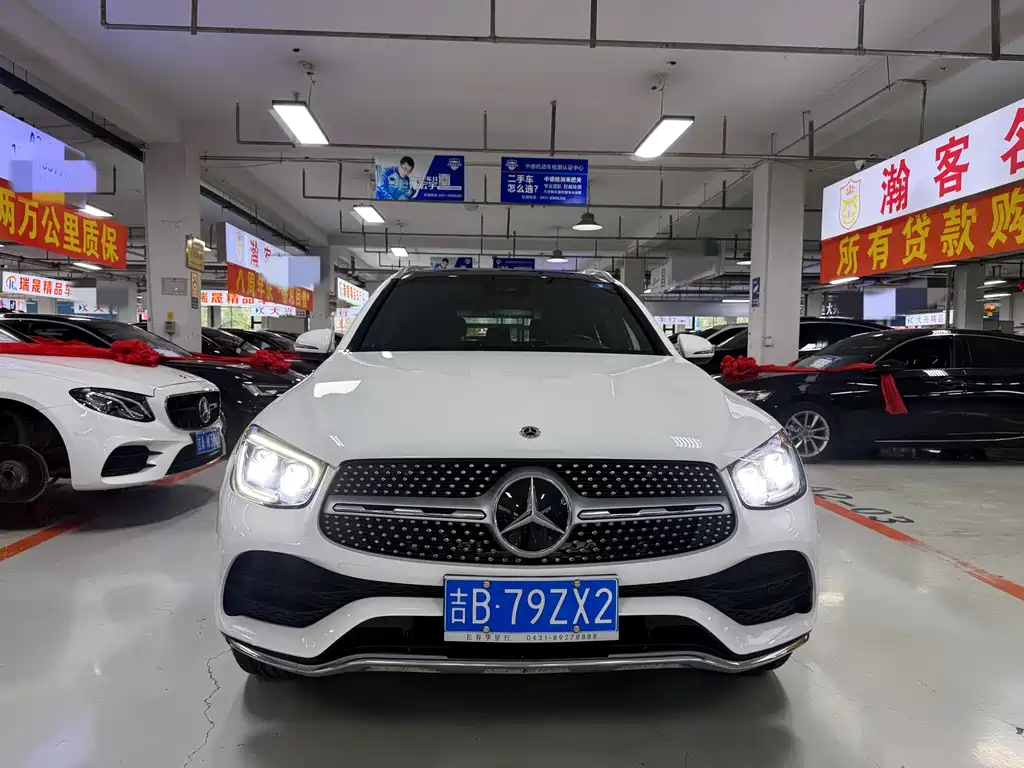 MERCEDES-BENZ GLC