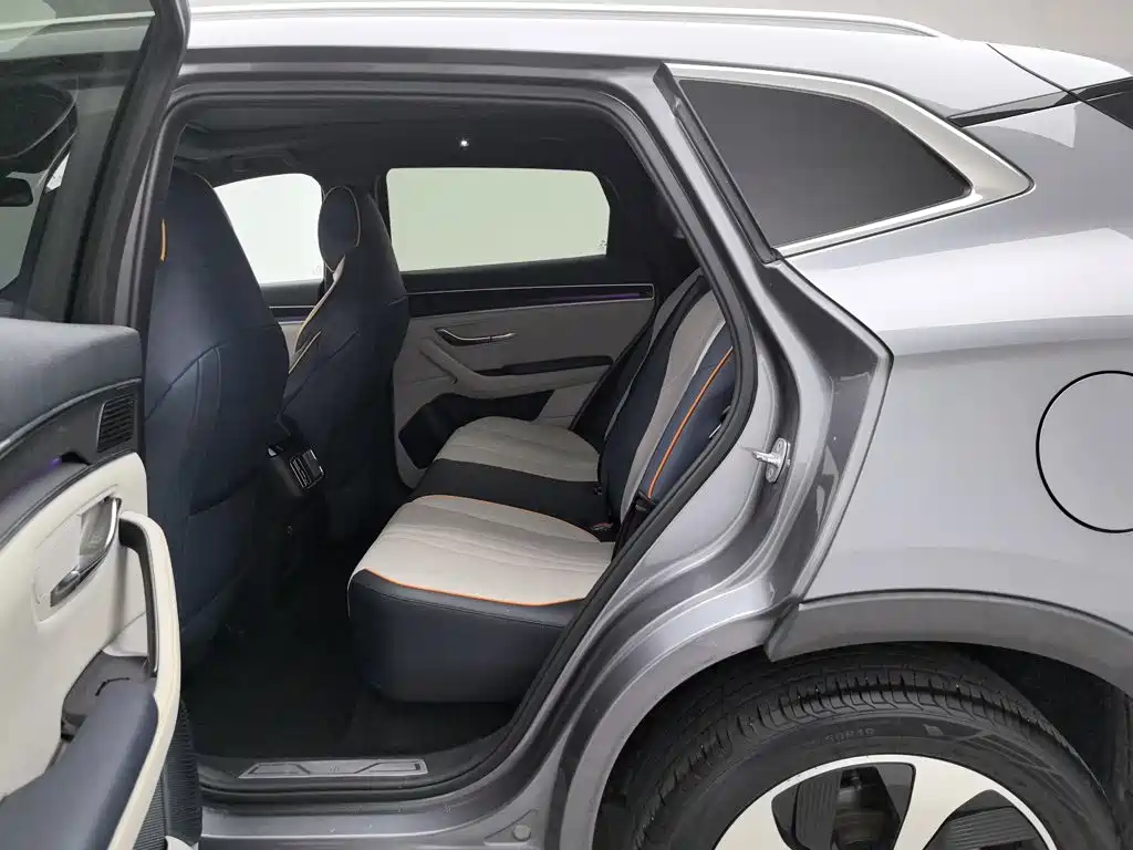 BYD PLUS New Energy — миниатюра 15
