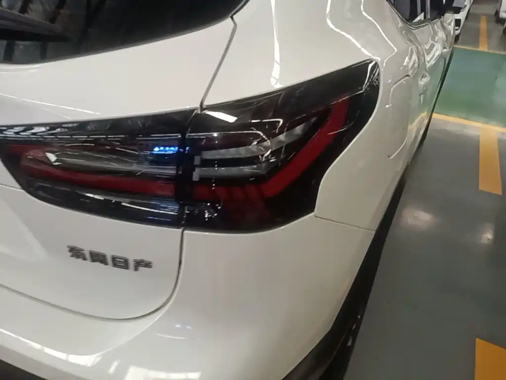 Nissan Qashqai — миниатюра 8