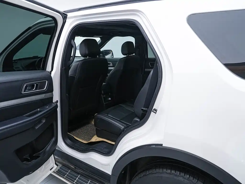 Ford Explorer (Import) 2.3T Elegant Edition, фото 22