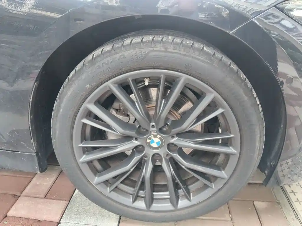 BMW 3 Series — миниатюра 23