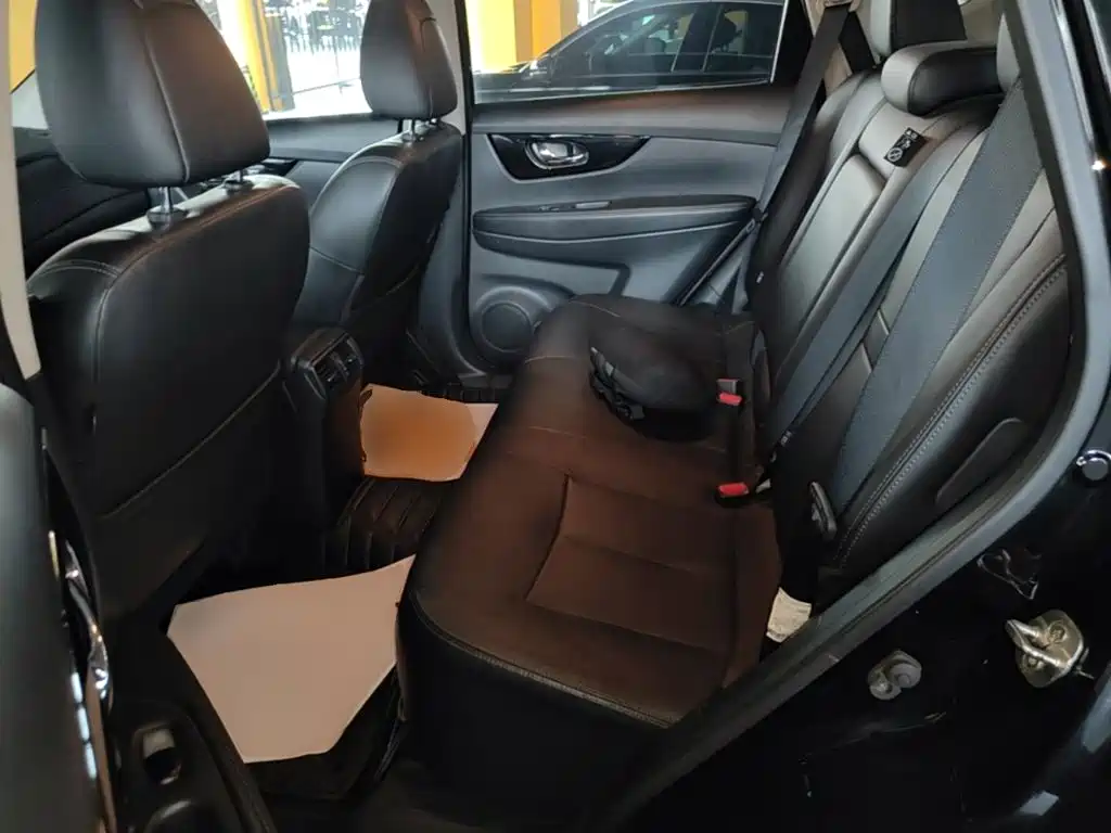 Nissan X-Trail — миниатюра 17