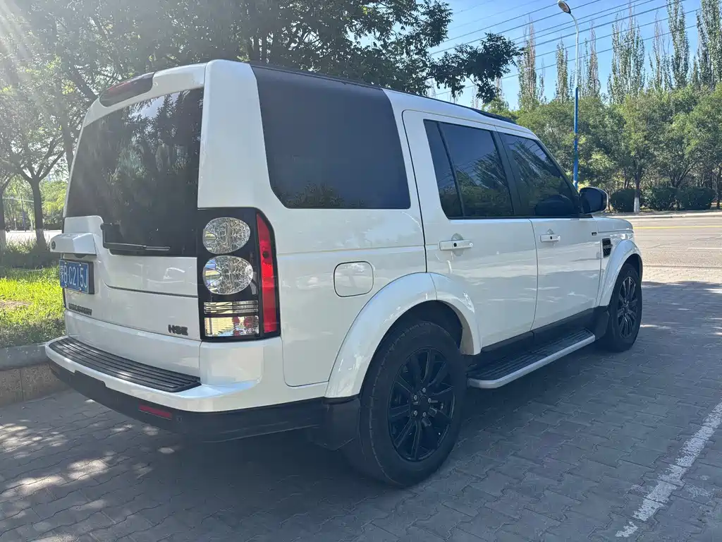 Land Rover Discovery — миниатюра 8