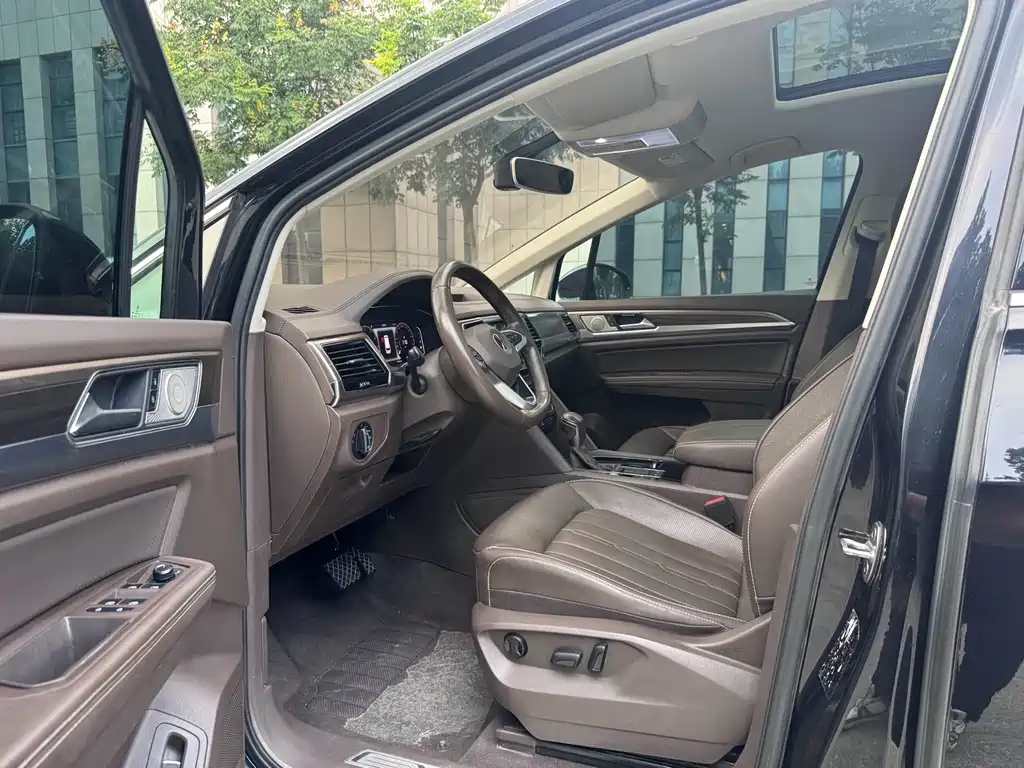 Volkswagen Viloran — миниатюра 7