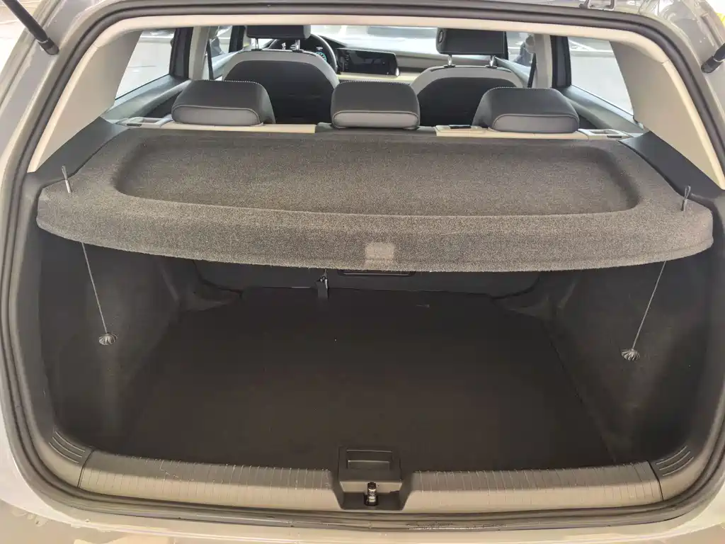 Volkswagen Golf — миниатюра 12
