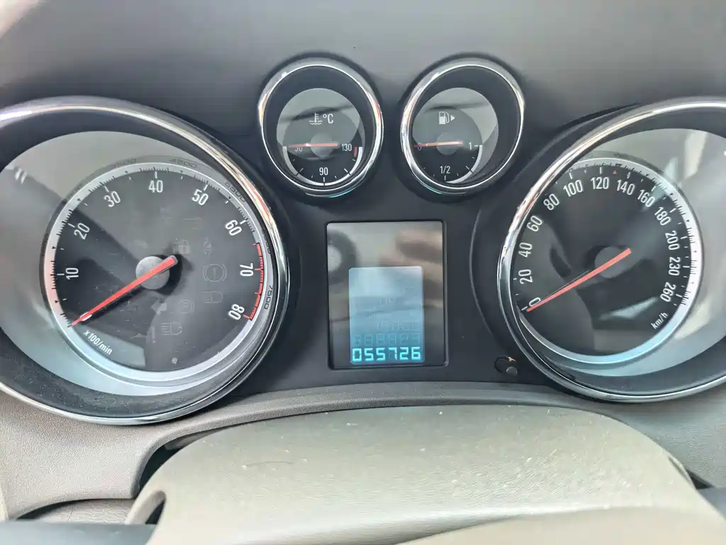 Buick Excelle — миниатюра 4