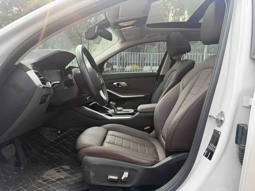 BMW 3 Series — миниатюра 5