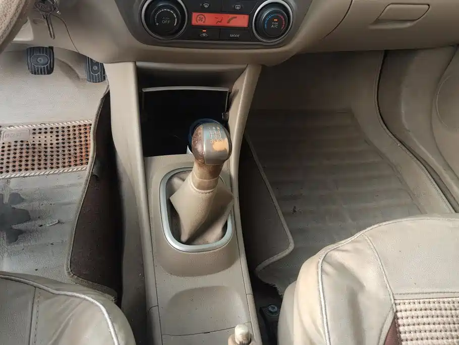 Nissan Sylphy — миниатюра 16