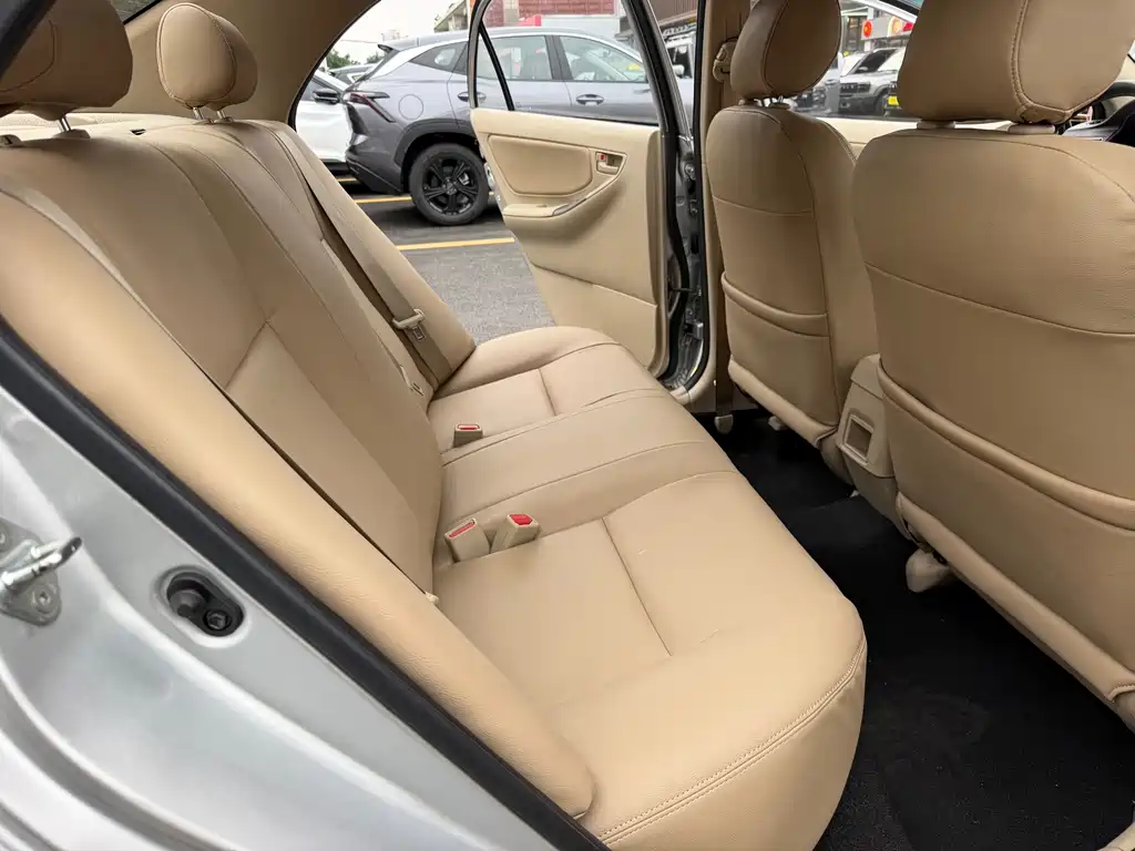 Toyota Corolla — миниатюра 11