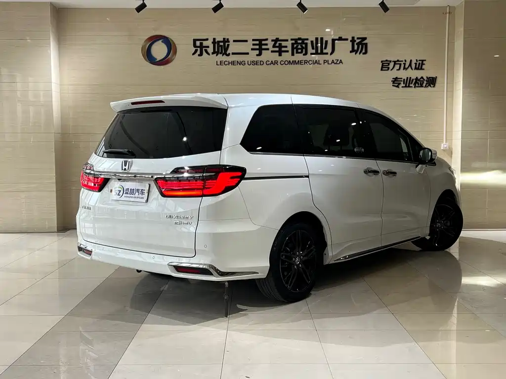 Honda Odyssey 2022 — фото 20