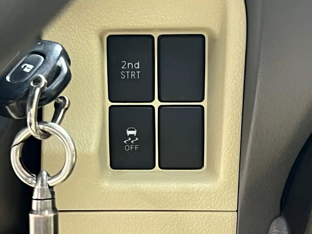 Toyota Prado (Import) — миниатюра 12