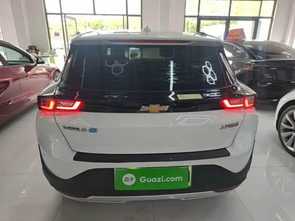 Chevrolet Menlo — миниатюра 6