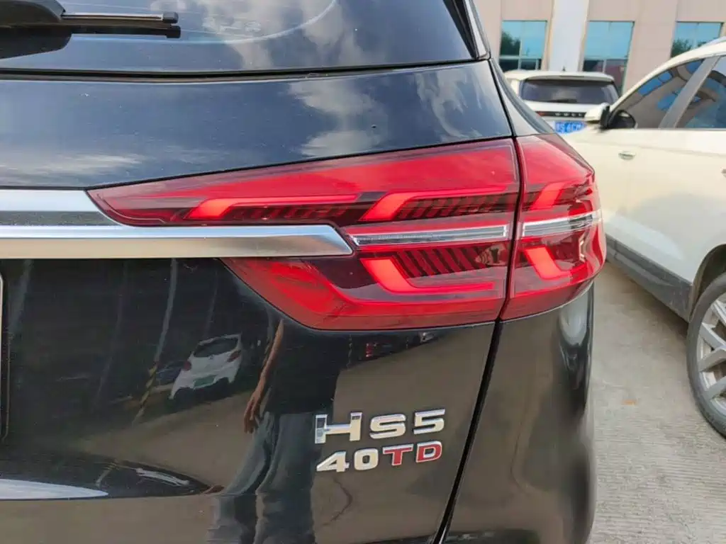 Hongqi Hongqi HS5 — миниатюра 8