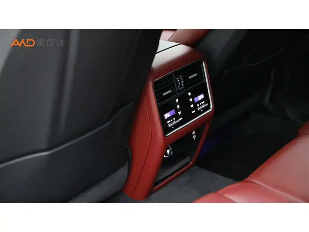 Porsche Cayenne Hybrid — миниатюра 9