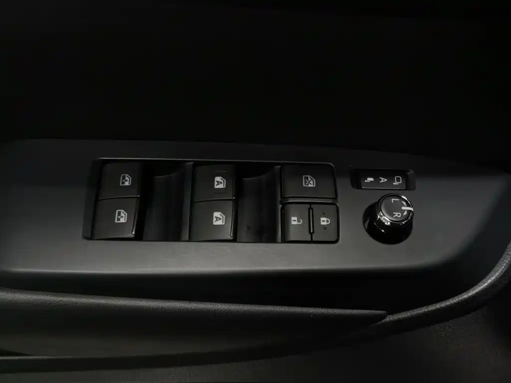 Toyota Highlander — миниатюра 9
