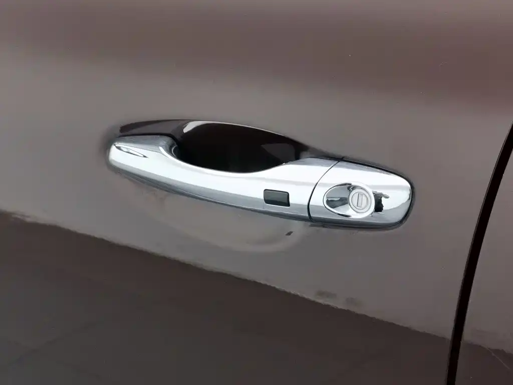 Kia Sorento — миниатюра 18