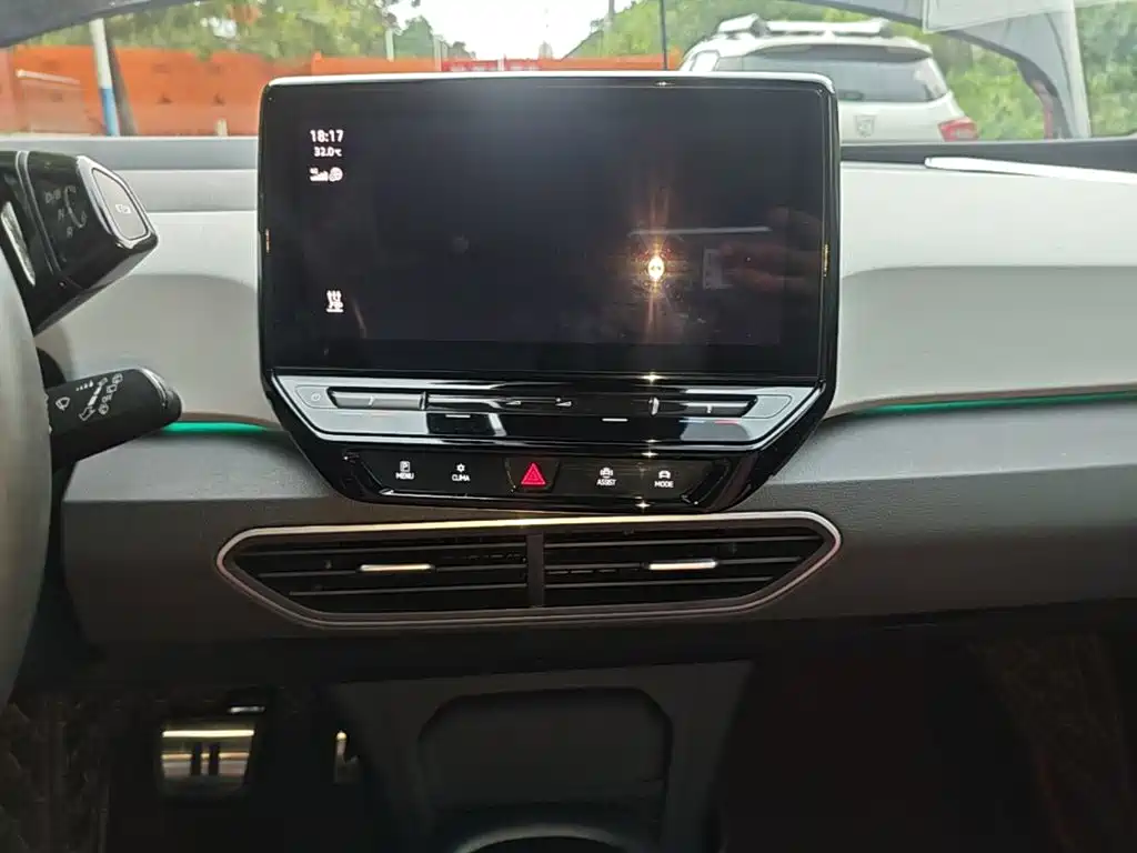 Volkswagen ID.3 — миниатюра 13