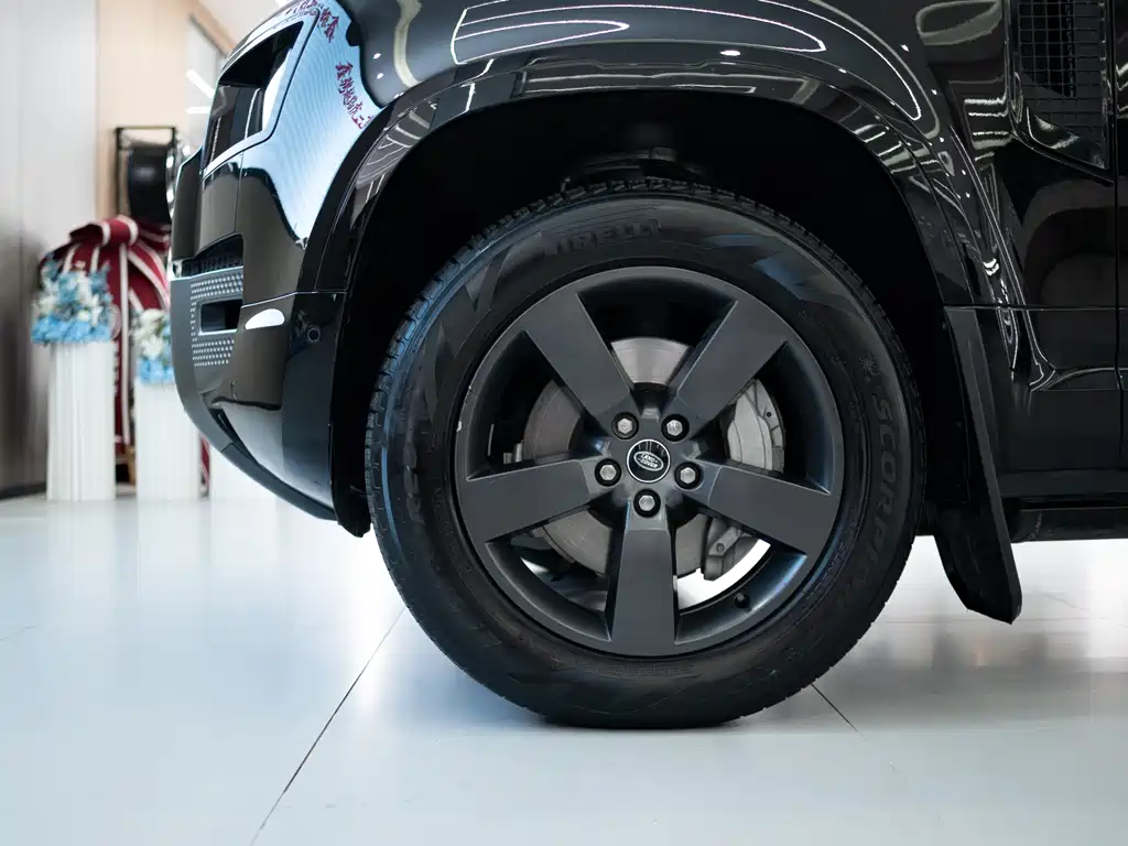 Land Rover Land Rover Defender 2023 110 3.0T P400 X-DYNAMIC HSE