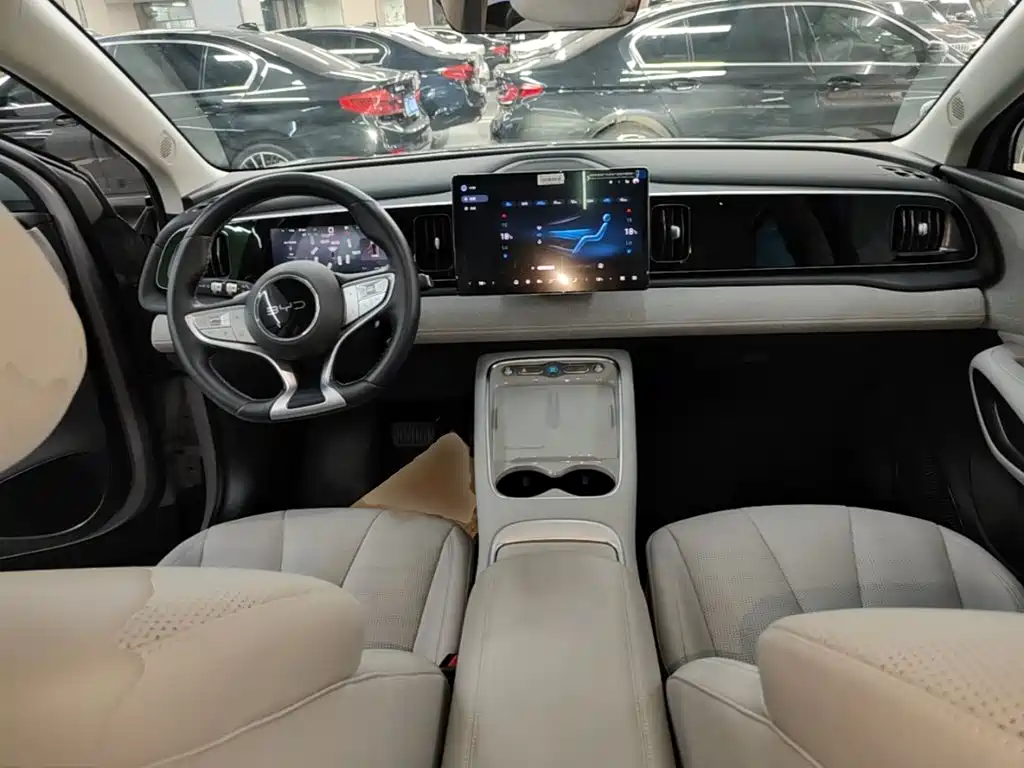BYD 05 EV 2025 520KM