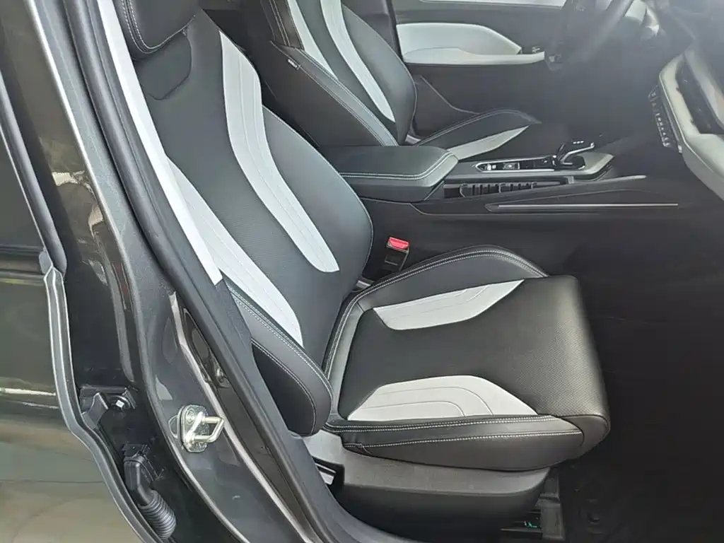 Geely Binrui — миниатюра 25
