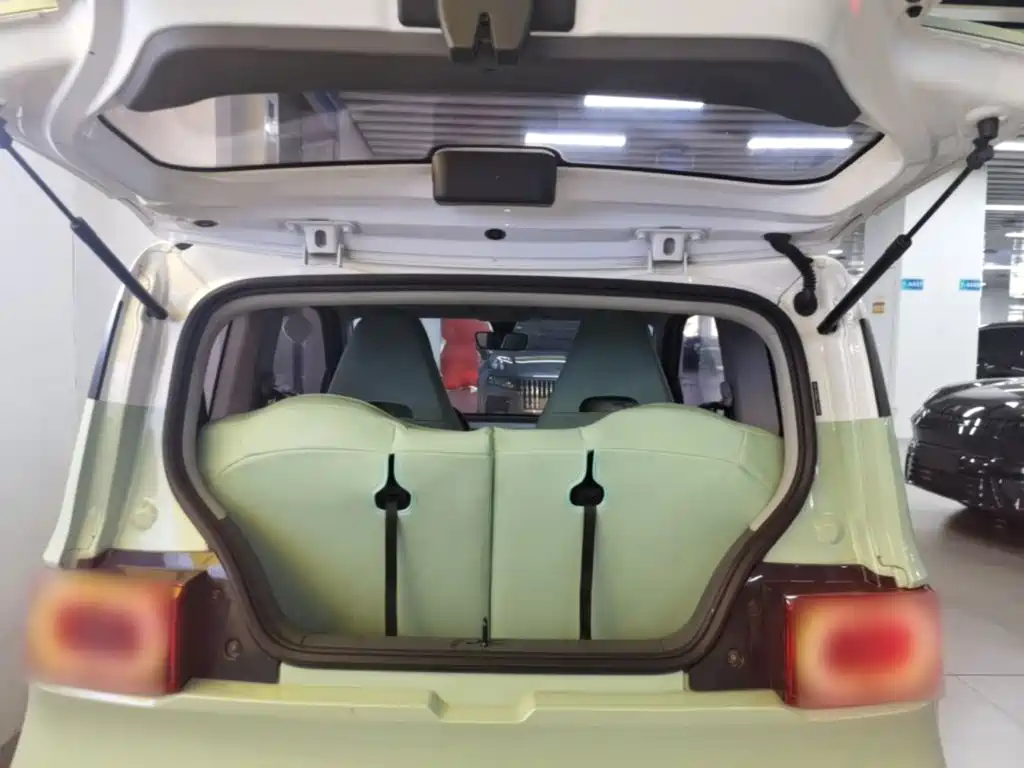 Wuling MINIEV — миниатюра 19
