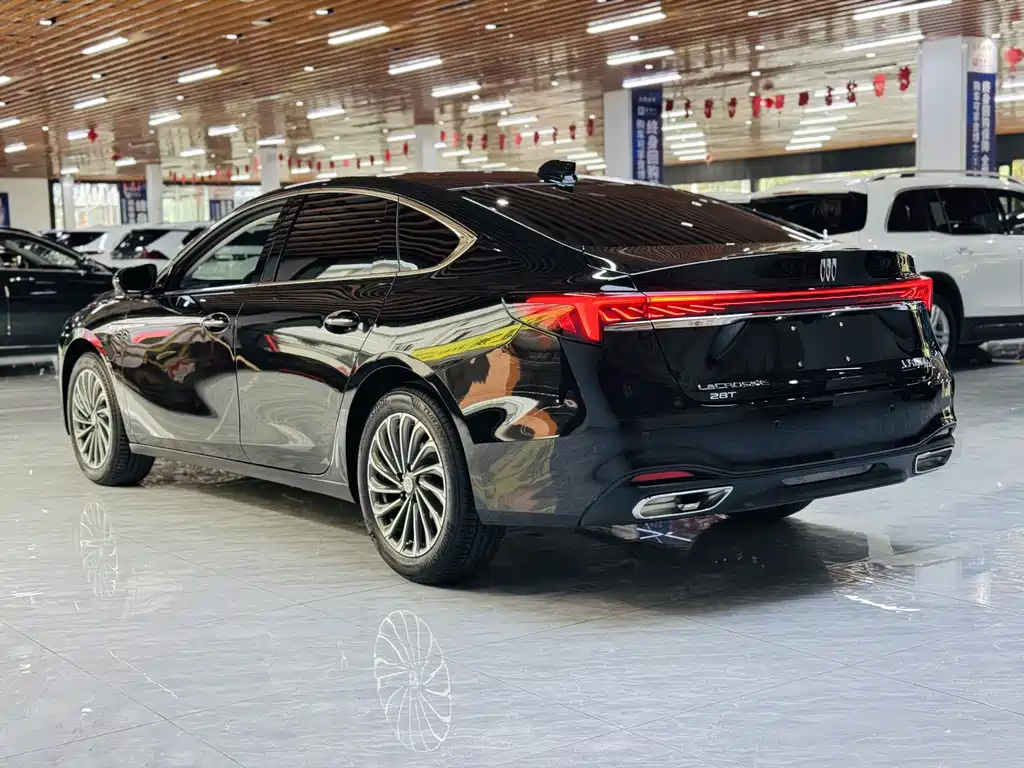 Buick LaCrosse — миниатюра 16