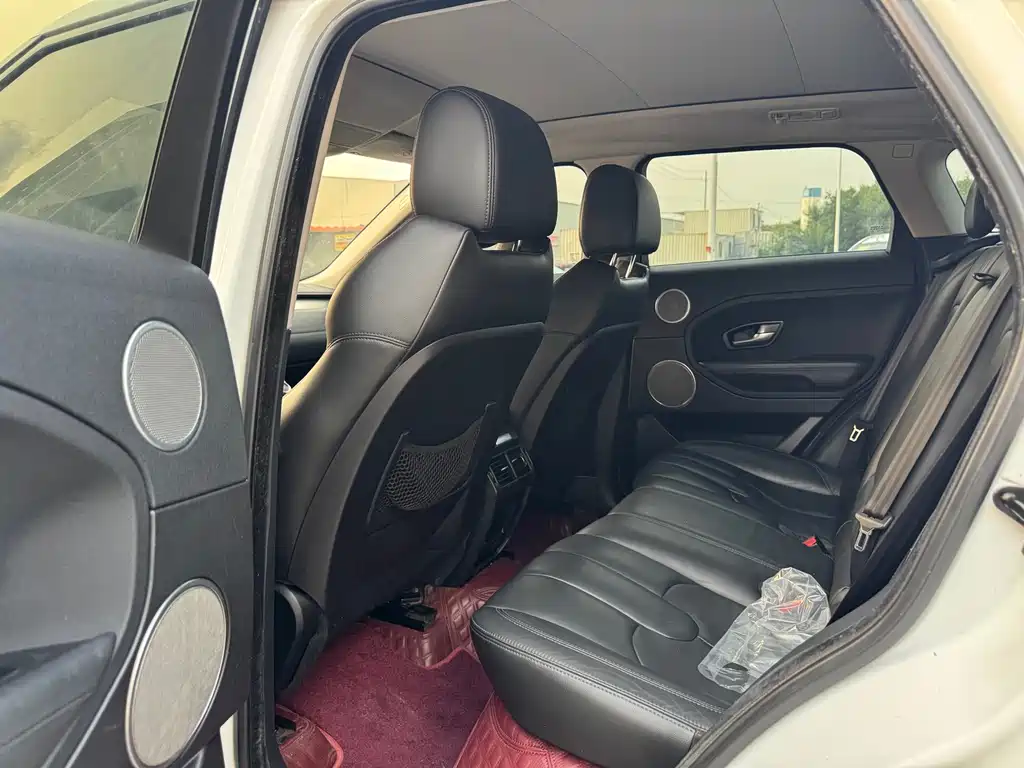 Land Rover Evoque — миниатюра 6