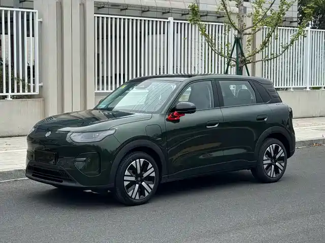 Leapmotor A10
