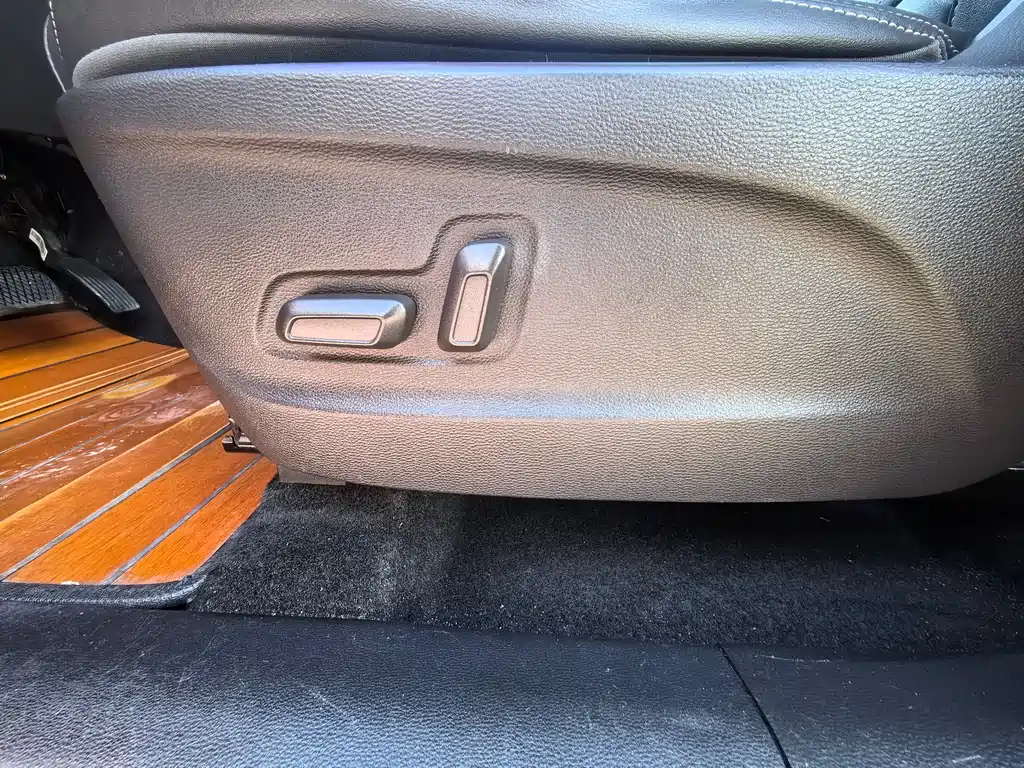 SAIC MAXUS CHASE G50